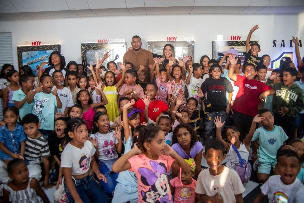 Morano regaló sonrisas y cine a más de 200 niños en Santa Marta en su día especial